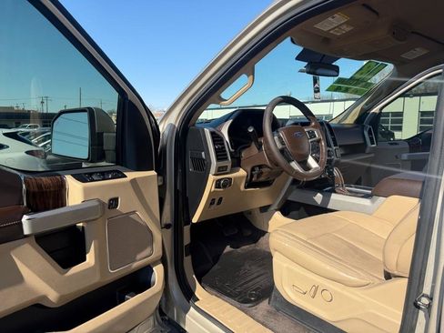 Used 2018 Ford F150 Lariat w/ Equipment Group 501A Mid AWD/4WD image 9