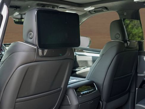 New 2026 Cadillac Escalade Platinum Sport w/ LPO, ONYX Package AWD/4WD image 18