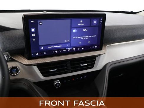 Used 2025 Ford Explorer Active w/ Active Comfort Package AWD/4WD image 26