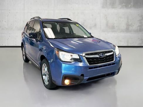 Used 2017 Subaru Forester 2.5i Touring image 3
