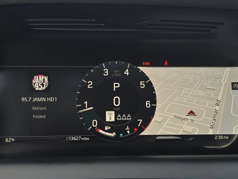 Used 2025 Land Rover Discovery Sport Dynamic SE AWD/4WD image 19