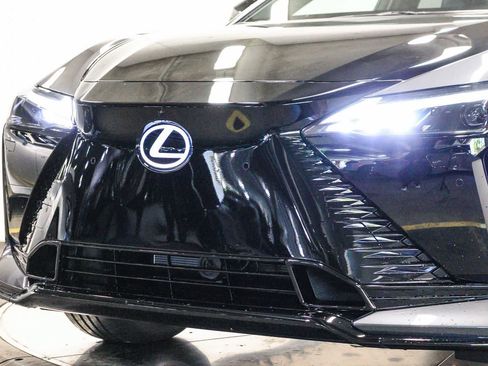 Used 2026 Lexus RZ 450e AWD w/ Luxury Package image 8