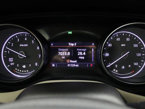 Used 2021 Buick Encore GX Preferred FWD image 29