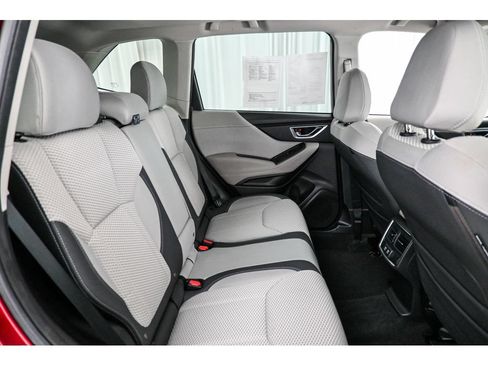 Used 2021 Subaru Forester Premium AWD/4WD image 20