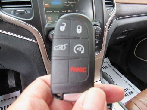 Used 2015 Jeep Grand Cherokee Summit AWD/4WD image 46