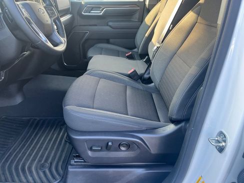Used 2026 Chevrolet Silverado 1500 RST AWD/4WD image 18