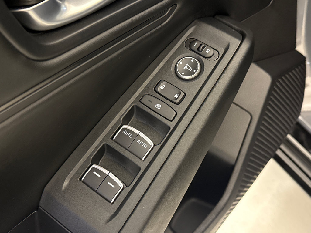 Used 2025 Honda Accord EX-L image 19