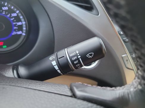 Used 2013 Hyundai Azera FWD image 31