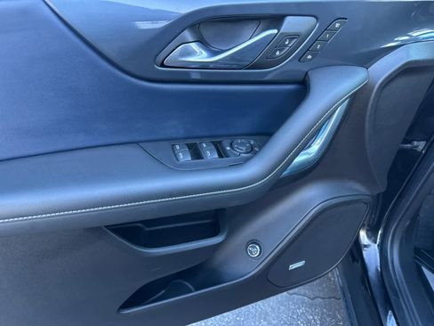 Used 2024 Chevrolet Blazer RS w/ Driver Confidence II Package image 18