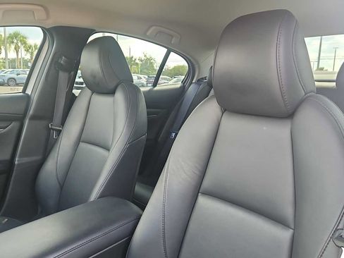 Used 2024 MAZDA MAZDA3 s FWD image 13