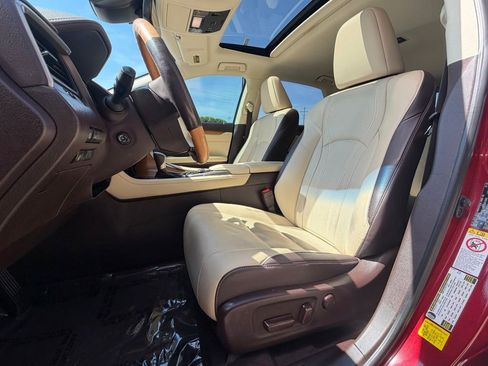 Used 2019 Lexus RX 350 FWD w/ Navigation Package image 18