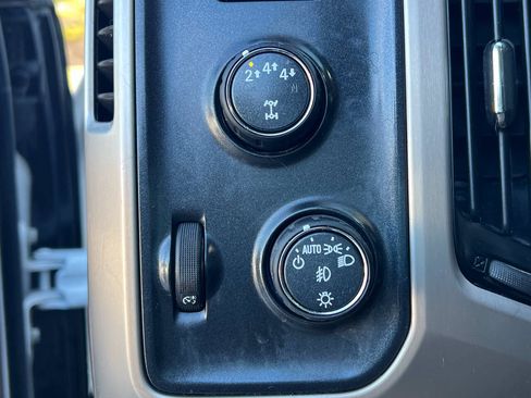 Used 2019 GMC Sierra 3500 Denali w/ Snow Plow Prep Package AWD/4WD image 21