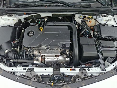 Used 2023 Chevrolet Malibu LT FWD image 27