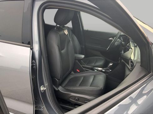 Used 2021 Buick Encore GX Essence w/ Advanced Technology Package AWD/4WD image 9