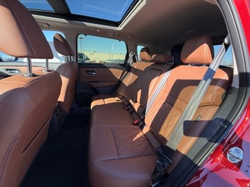 New 2026 Nissan Rogue Platinum w/ Tech Package image 15