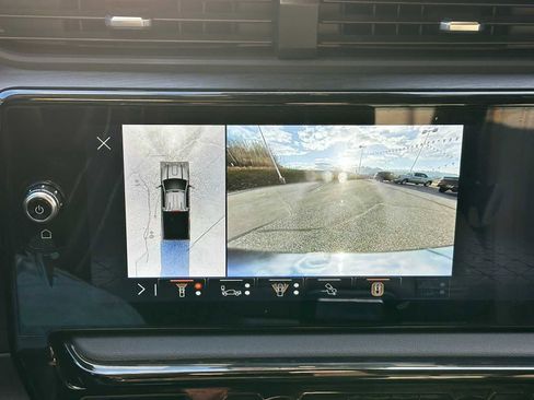 Used 2024 GMC Sierra 2500 AT4 w/ AT4 Premium Plus Package image 30