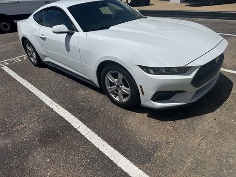 Used 2024 Ford Mustang Coupe image 15