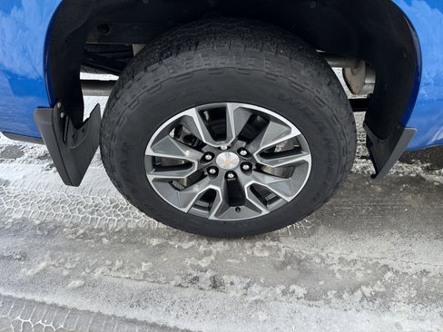 Used 2024 Chevrolet Silverado 1500 LT image 33