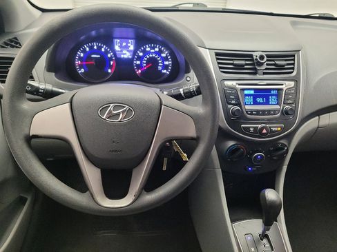 Used 2015 Hyundai Accent GLS FWD image 22