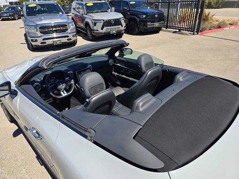 Used 2022 Mercedes-Benz SL 63 AMG 4MATIC image 27