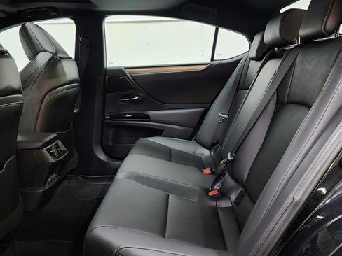 Used 2022 Lexus ES 350 F Sport w/ Accessory Package 2 image 17