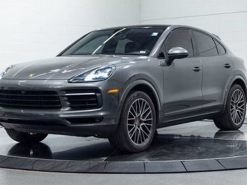 Used 2020 Porsche Cayenne AWD/4WD image 6