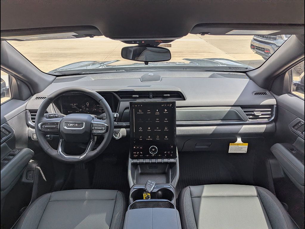 New 2027 GMC Terrain AT4 w/ LPO, Floor Liner Package AWD/4WD image 16