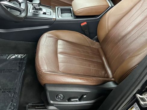 Used 2018 Audi Q5 2.0T Premium Plus w/ Premium Plus Package image 13