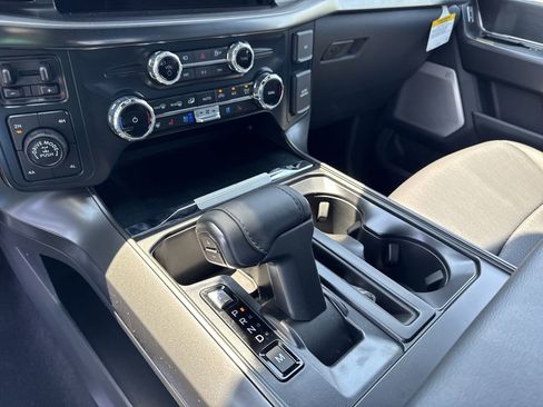 New 2025 Ford F150 Lariat w/ Equipment Group 502A High image 32