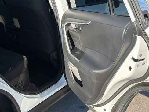 Used 2025 Toyota RAV4 LE image 40