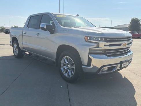 Used 2020 Chevrolet Silverado 1500 LTZ AWD/4WD image 4