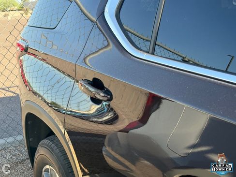 Certified 2022 Chevrolet Traverse LT FWD image 9
