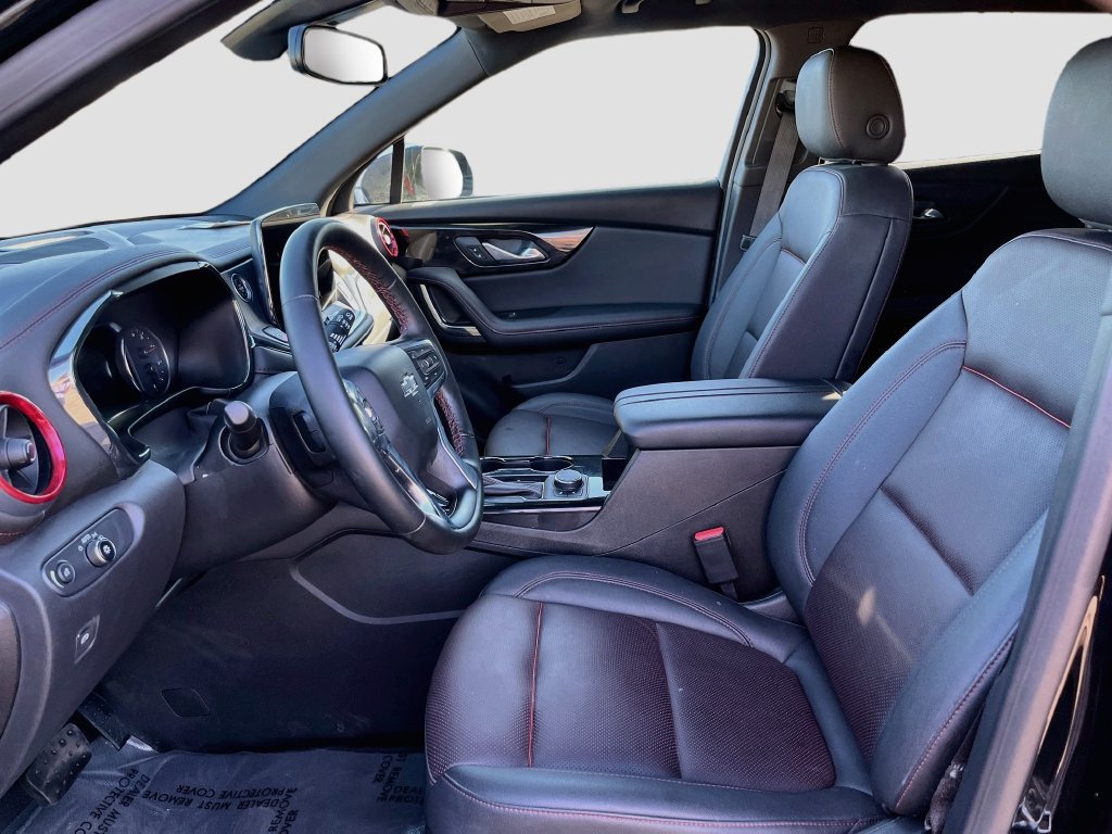 Used 2025 Chevrolet Blazer RS FWD image 21