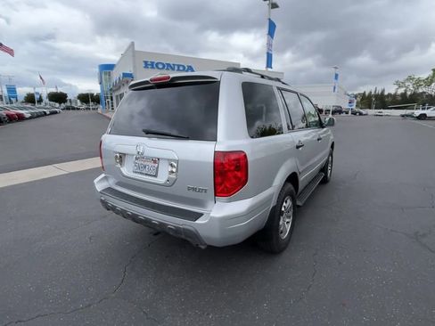 Used 2005 Honda Pilot EX image 8