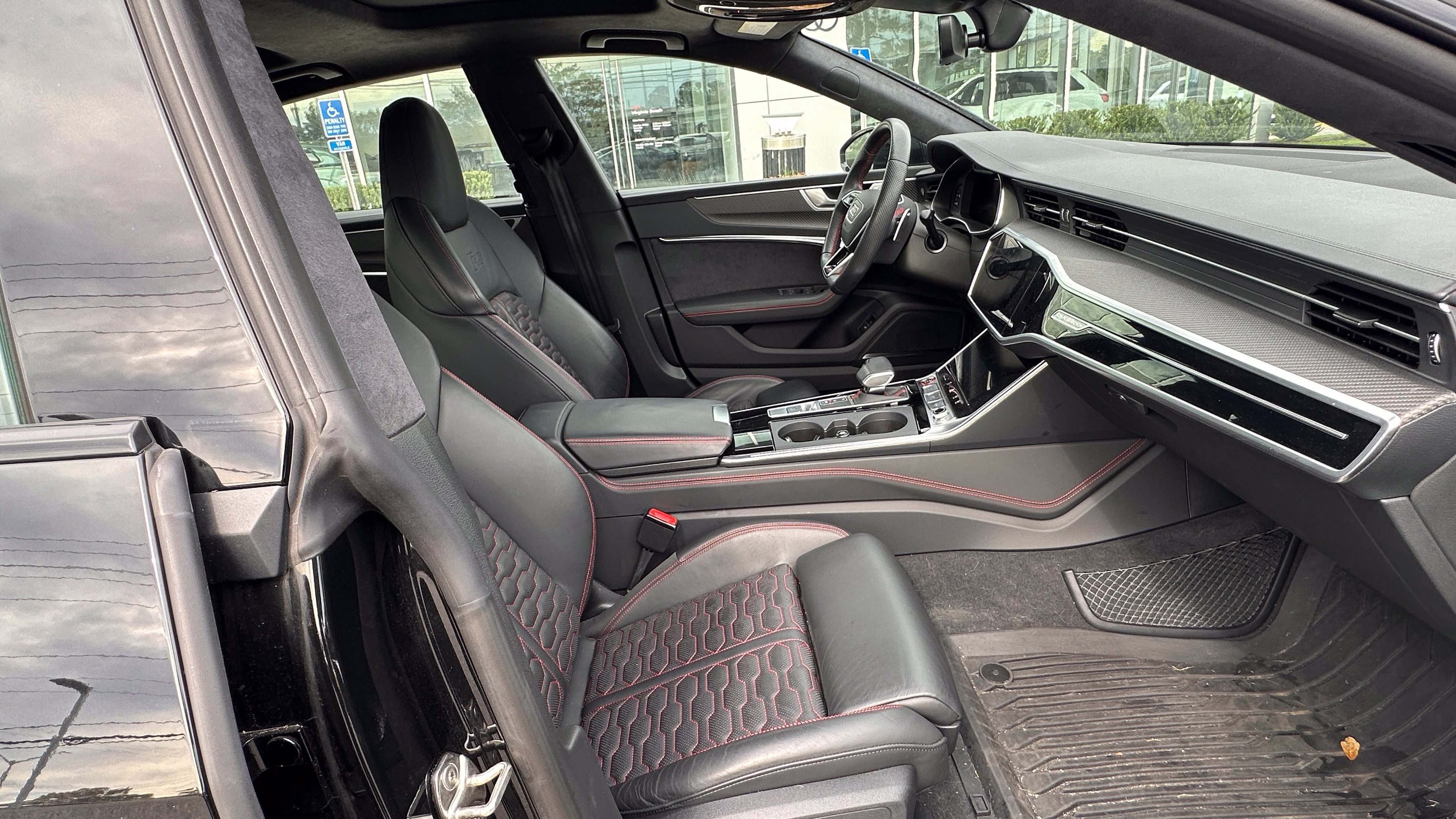 Used 2024 Audi RS 7 performance Sportback AWD/4WD image 6