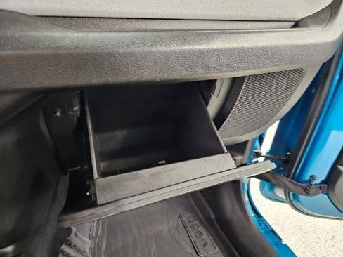 Used 2024 Jeep Wrangler Unlimited AWD/4WD image 35
