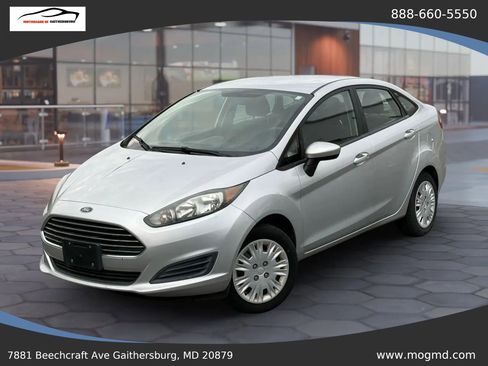 Used 2017 Ford Fiesta S image 1