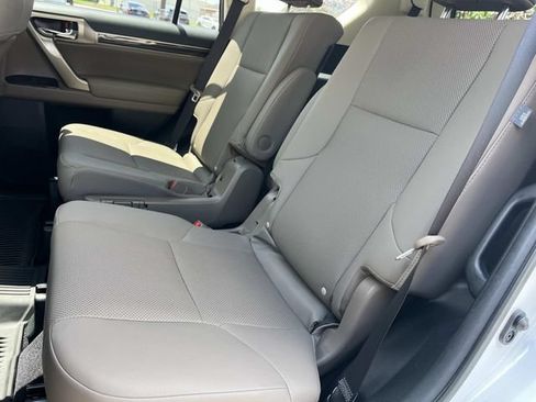 Used 2020 Lexus GX 460 Premium AWD/4WD image 22