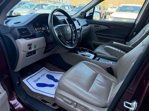 Used 2018 Honda Pilot Elite image 9