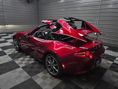 Used 2021 MAZDA MX-5 Miata RF Grand Touring RWD image 10
