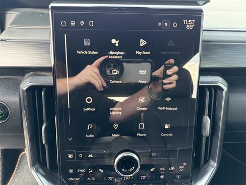 Used 2024 GMC Acadia AT4 w/ Luxury Package image 19