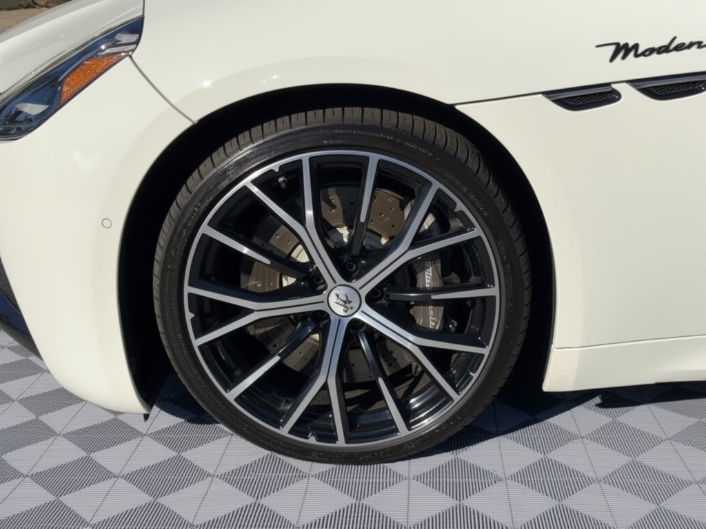 Used 2024 Maserati GranTurismo Modena AWD/4WD image 13