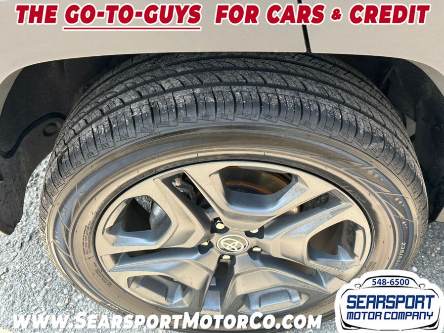 Used 2022 Toyota RAV4 Adventure AWD/4WD image 9