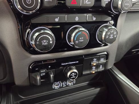 New 2026 RAM 1500 Big Horn w/ Night Edition AWD/4WD image 24