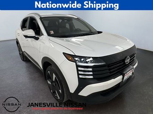 Certified 2025 Nissan Kicks SR image 1