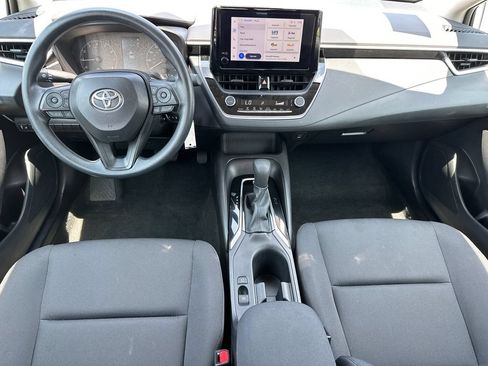 Used 2025 Toyota Corolla LE FWD image 23