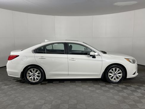Used 2016 Subaru Legacy 2.5i Premium w/ Moonroof Package image 5