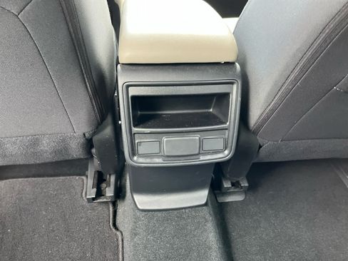 Used 2023 Subaru Forester AWD/4WD image 26