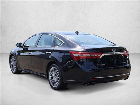 Used 2016 Toyota Avalon Limited w/ Toyota Safety Sense Package FWD image 8