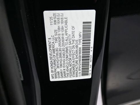 New 2025 Honda Pilot EX-L image 4